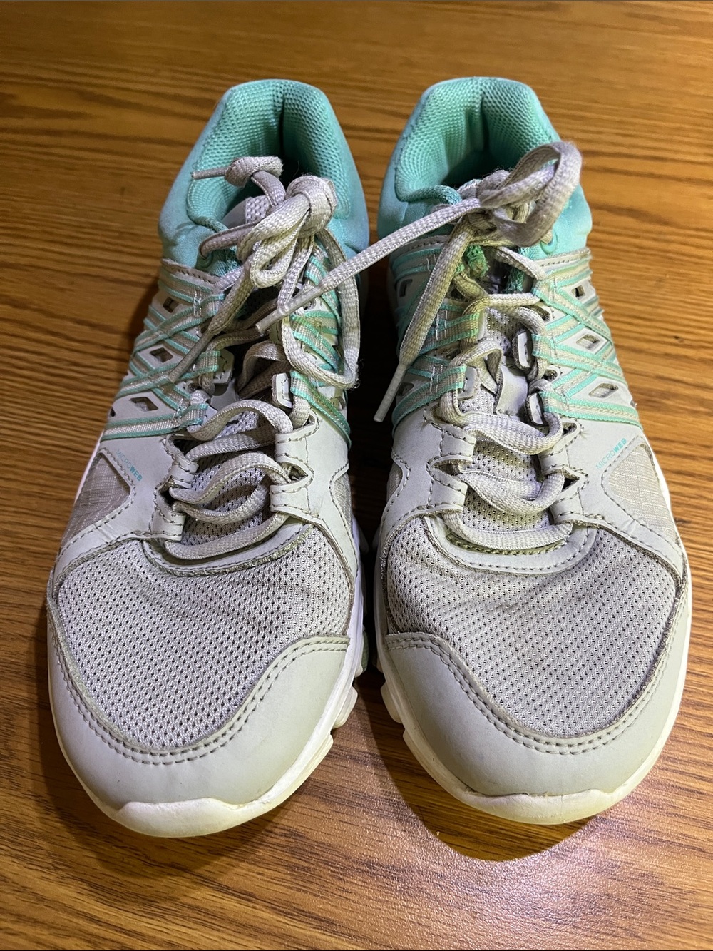 Reebok Yourflex memory tech teal grey white sneakers size 7
